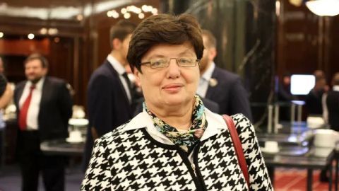 Лариса Шеслер Лариса Шеслер
