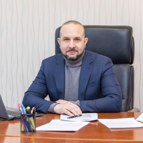 Руслан Заголовацкий Руслан Заголовацкий