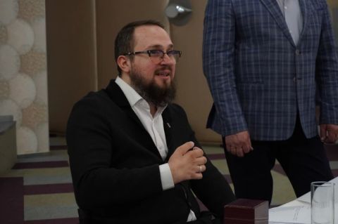 Ярослав Лисобей Ярослав Лисобей