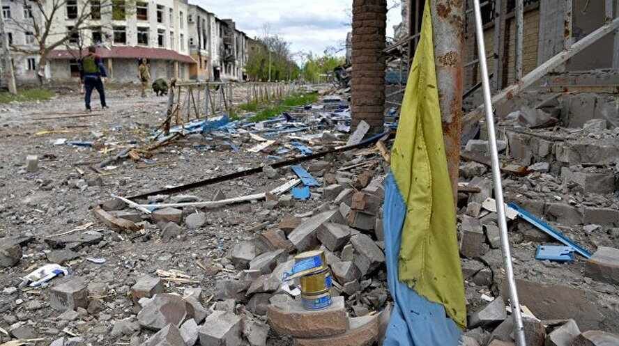 Украина в странном положении