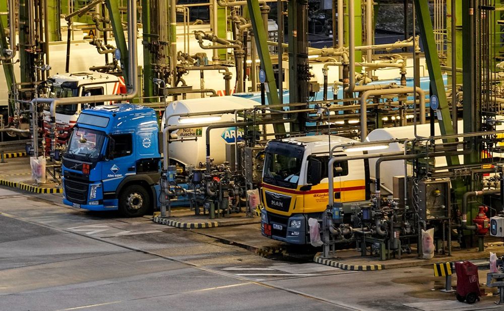 ��-�� ������ �������� ������� �������� ����������� �������� ������� �� ������������ � ������� �� ������� ���� � ��������� �������� ��� ������, ��� ����� ��������, � ��� ����� � ������� � �����������, ������ ������� �������������� ��������� ��������