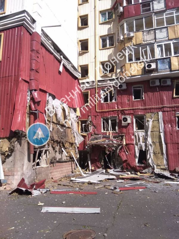 Донецк, Киевский район. Последствия обстрела жилого комплекса «Вишневый»