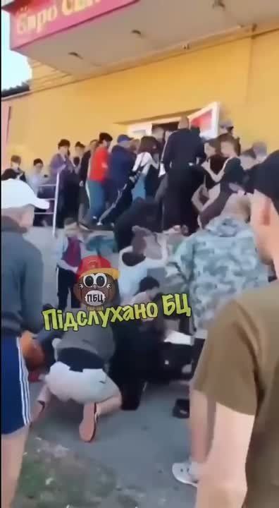 Битва за Сэконд в Белой Церкви под Киевом Понятно что не от хорошей жизни.