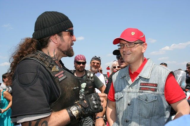 ����� ������������ � �����