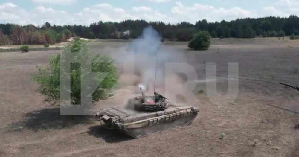 Кадры ударов легендарного танкового батальона "Август" по позициям ВСУ