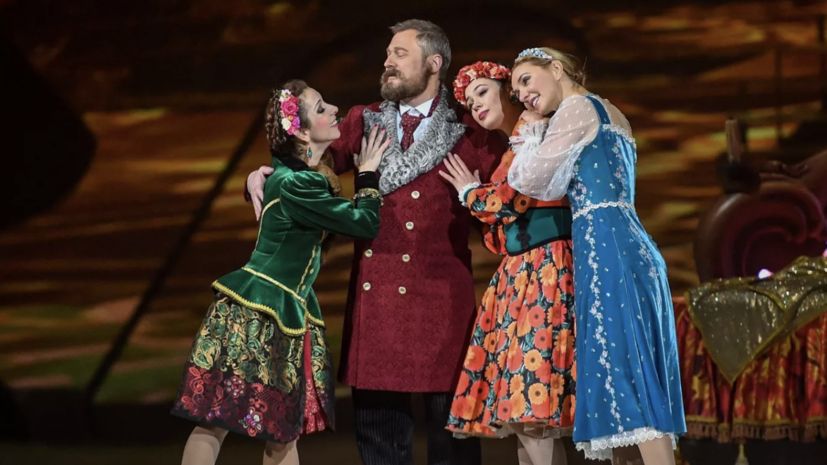 Зеленский лишил Петренко стипендии за участие в шоу Навки