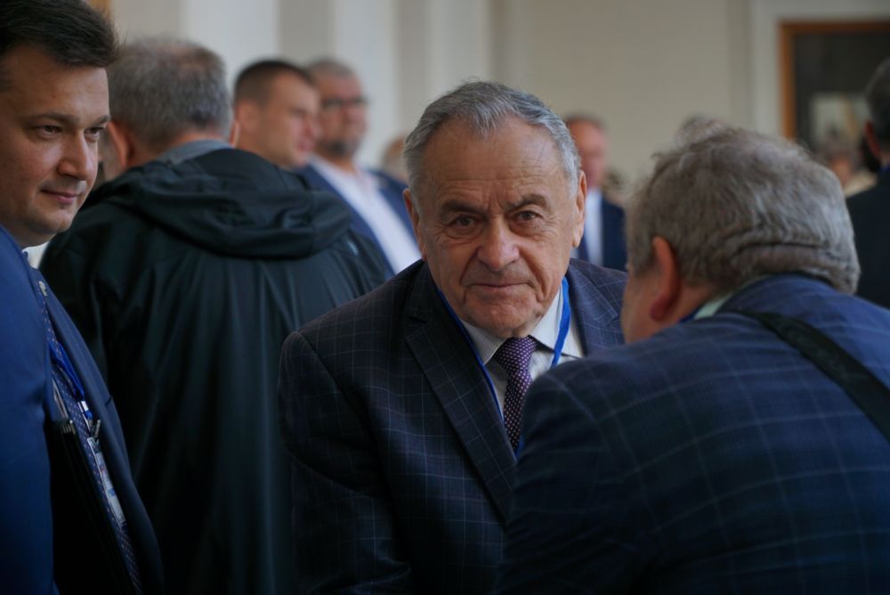 � ��������� ����� �������� ���������� �� ����������� ��������� ����� � �������� ����������� � ������� �6�