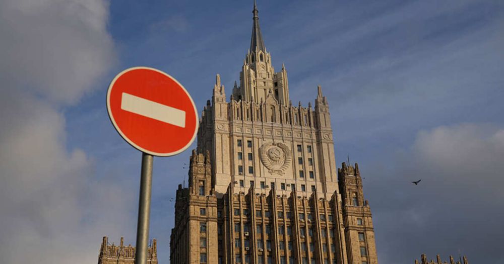 В МИД заявили, что везти миссию МАГАТЭ на ЗАЭС через Киев небезопасно