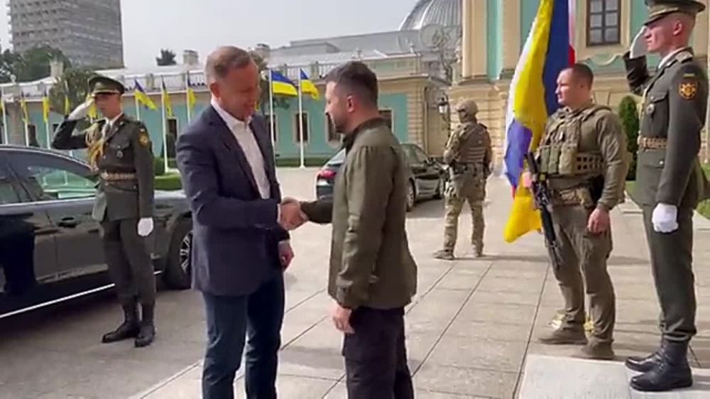 ����� �������� ��������� � ���� ��������