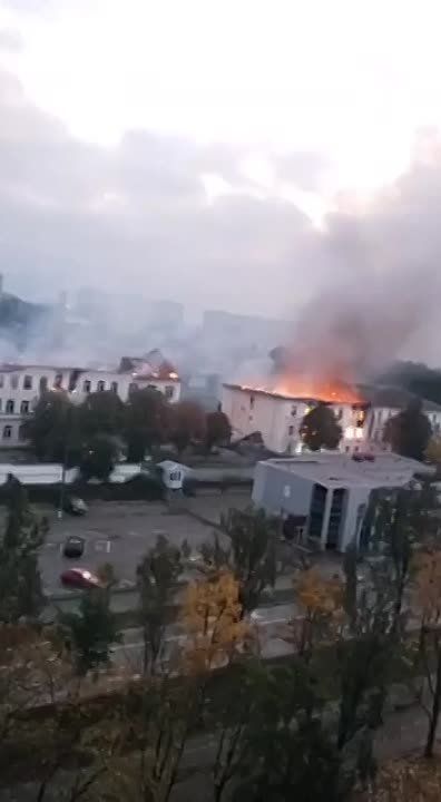 Дроны-камикадзе «Герань-2» атаковали казармы ВСУ в городе Белая Церковь