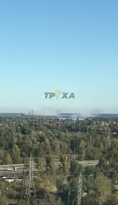 В районе Вышгорода к северу от Киева возникло крупное возгорание