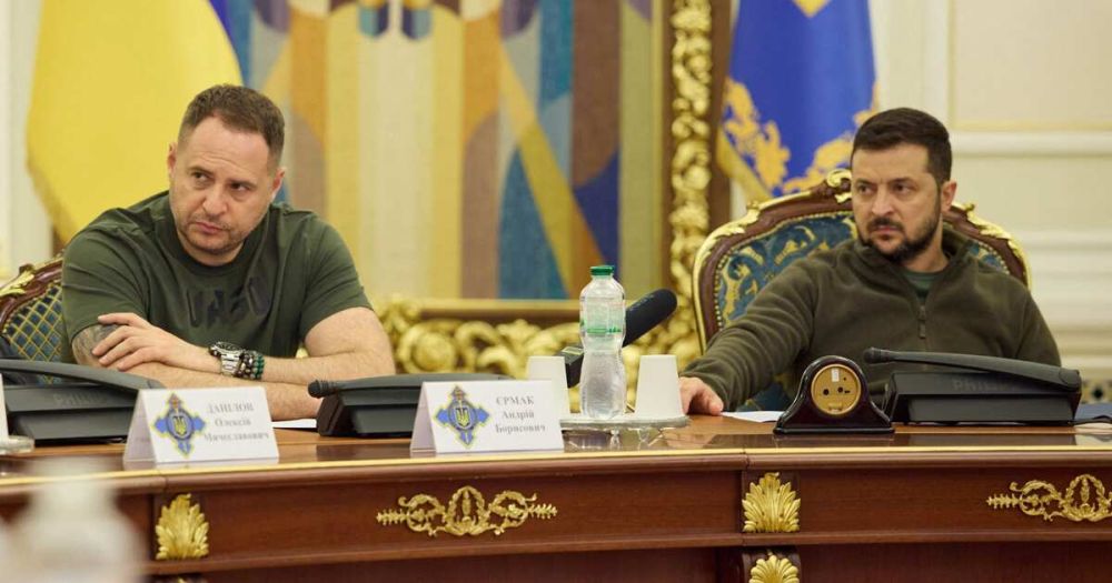 В офисе Зеленского признали, что зависимы от мнения США