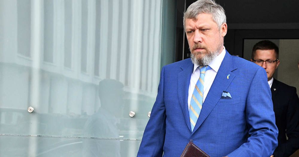 Зеленский уволил посла Врублевского, призывавшего "убивать русских"