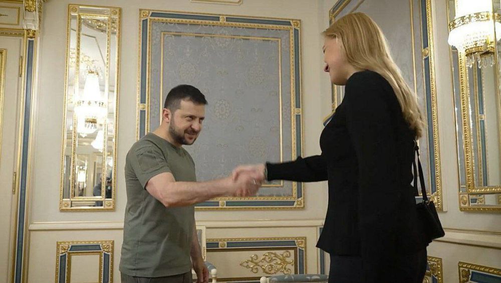 Лицо Зеленского на встрече с еврокомиссаром по энергетике Кадри Симсон