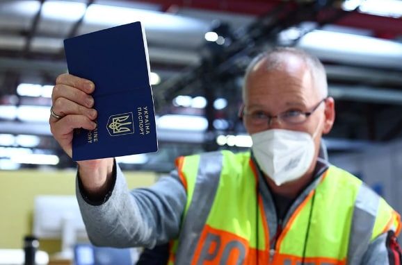 � ������ ���������� ��������� � ������� � � ���������