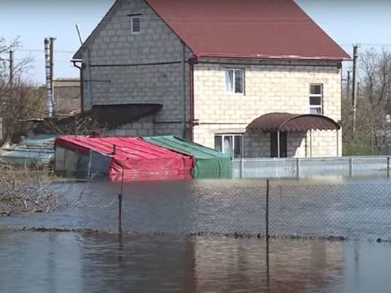 «Страна»: украинские военные взорвали дамбу под Киевом и пожалели