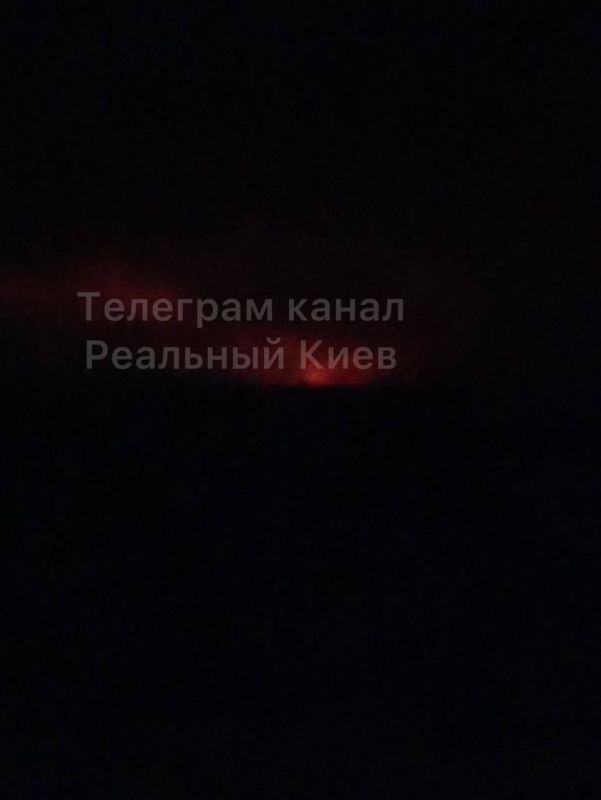 В Вышгороде Киевской области очевидцы пишут о пожаре