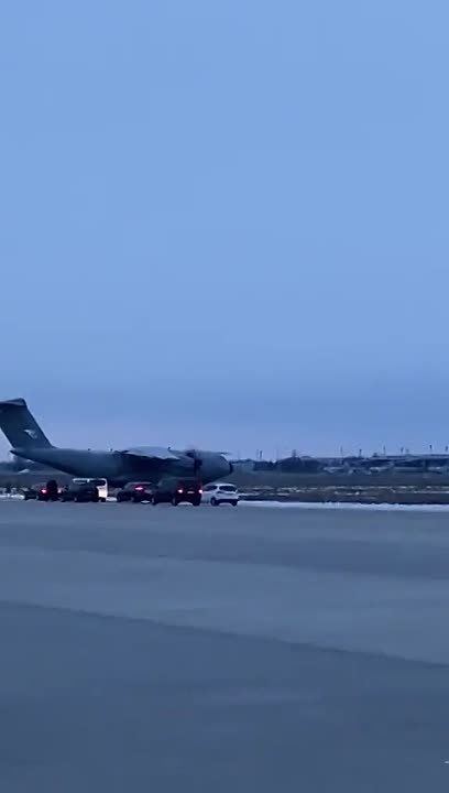 Два военно-транспортных «Боинга» Турции, «застрявшие» в Борисполе с февраля, покинули территорию Украины