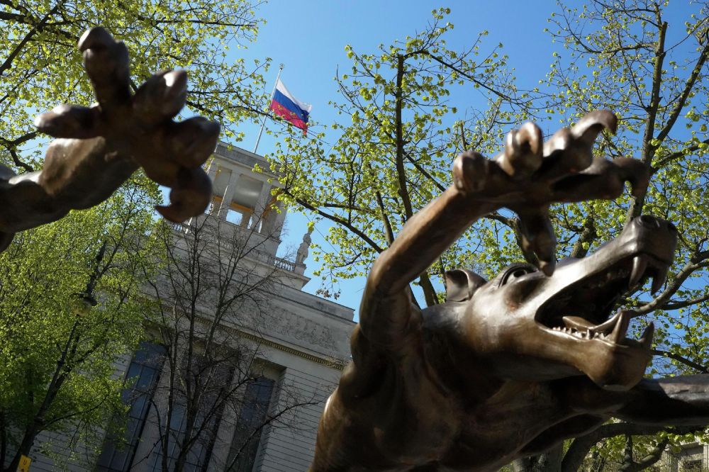 Военный эксперт ЕС: разгромите русских у Киева, а то они дойдут до Берлина