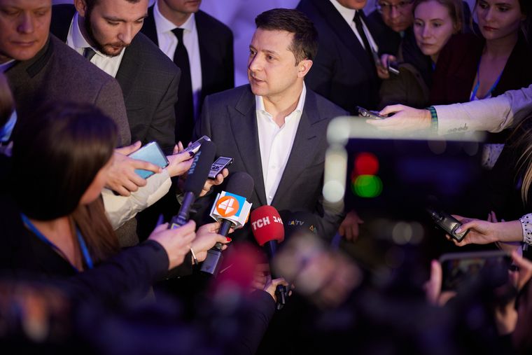 Французский политик подверг жесткой критике закон Зеленского о СМИ