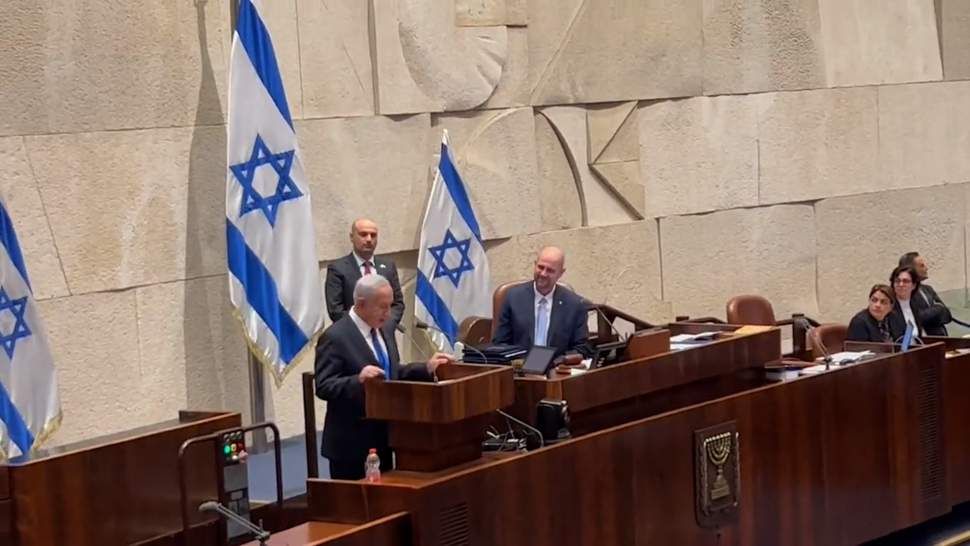 ����� ������ � ��������������� �������� ������� � ���������� � �� � ��������