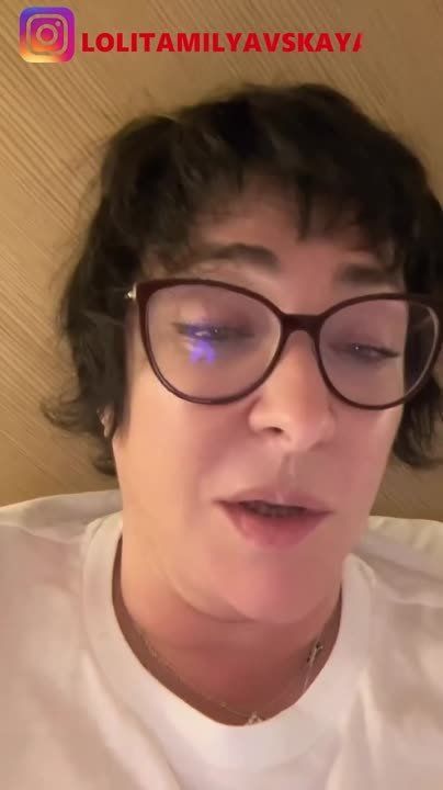 Российская певица Лолита записала видеообращение к Зеленскому