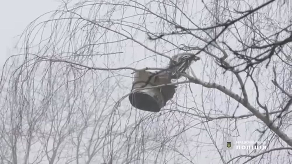 Мэр Броваров Игорь Сапожко подтвердил, что среди погибших в результате падения вертолёта трое детей