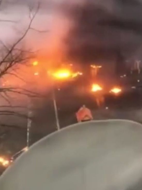 Из-за крушения вертолета с руководством МВД Украины погибли 18 человек