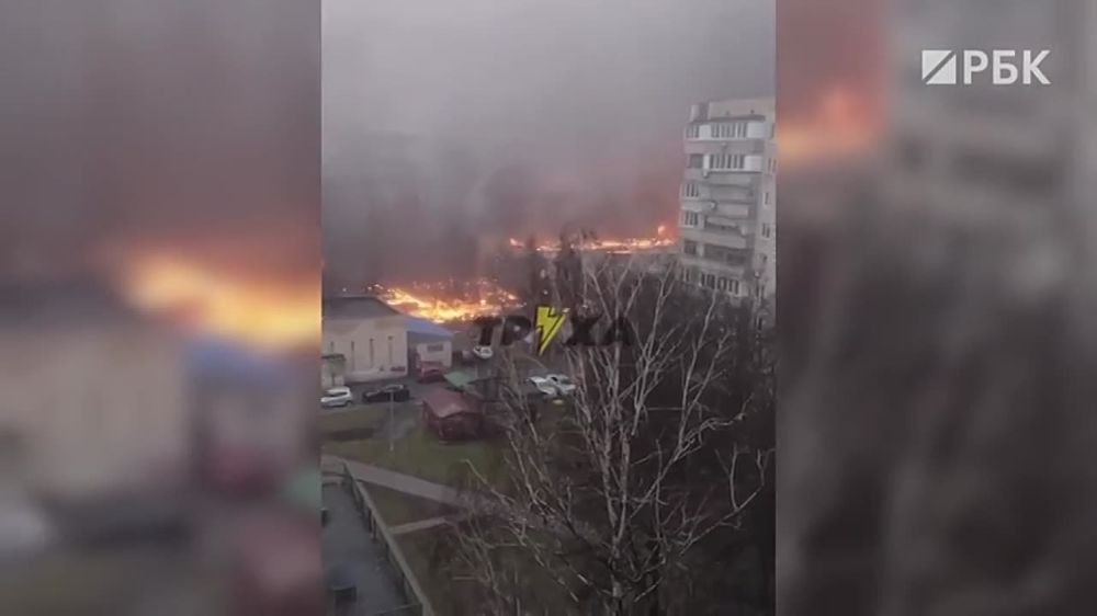 Видеокадры с места крушения вертолета в Броварах