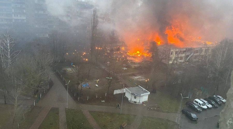 При падении вертолета в Броварах погибли глава МВД Украины Монастырский и его зам