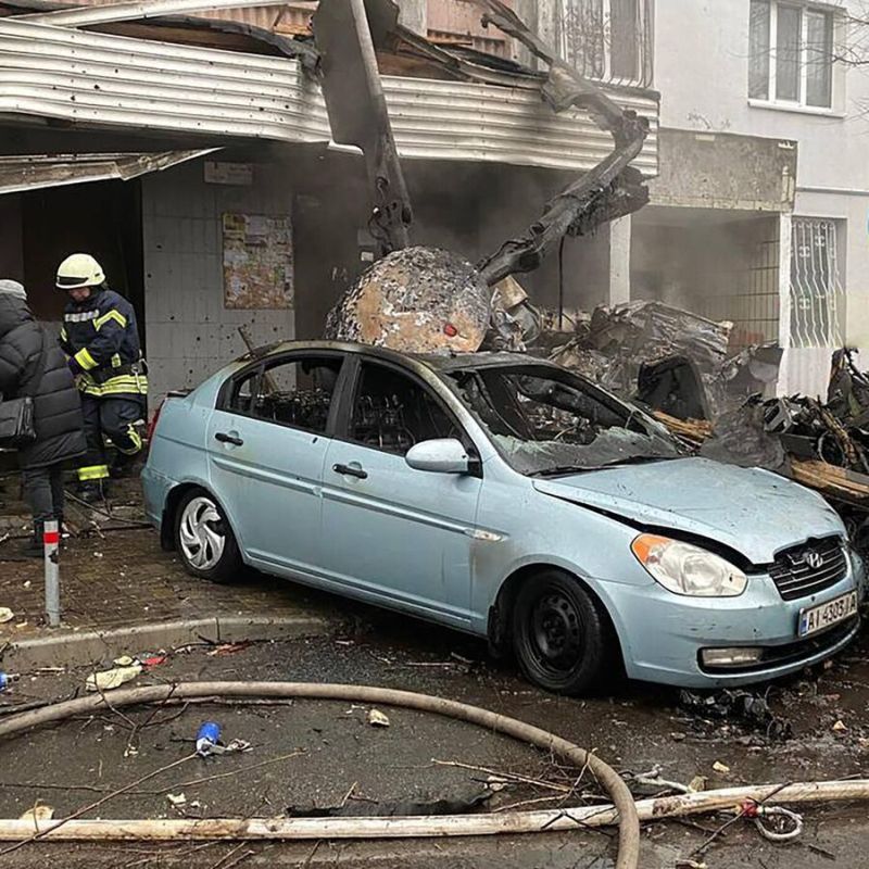 Число погибших при падении вертолета в Броварах выросло до пяти