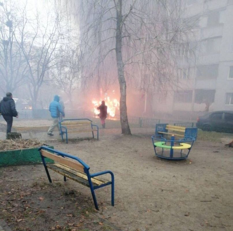 Детей и сотрудников детсада в Броварах, где упал вертолет, эвакуировали