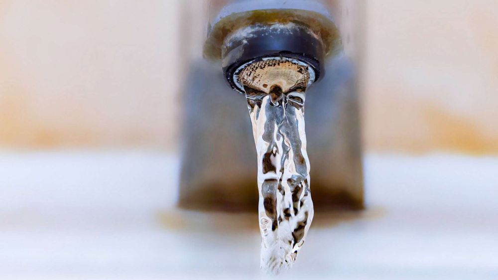 Симферополь до субботы останется без воды – адреса