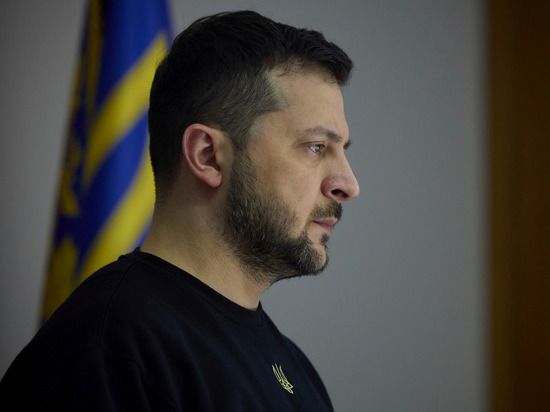 Британцы назвали Зеленского идиотом после слов о крушении вертолета