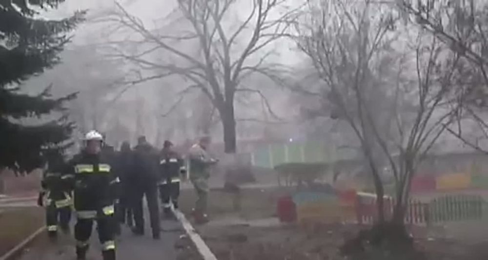 Появились записи с нагрудных камер полицейских, которые первыми прибыли на место крушения вертолёта в Броварах