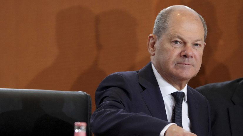 Британский военный аналитик Кларк обвинил Шольца в «страхе» перед Россией