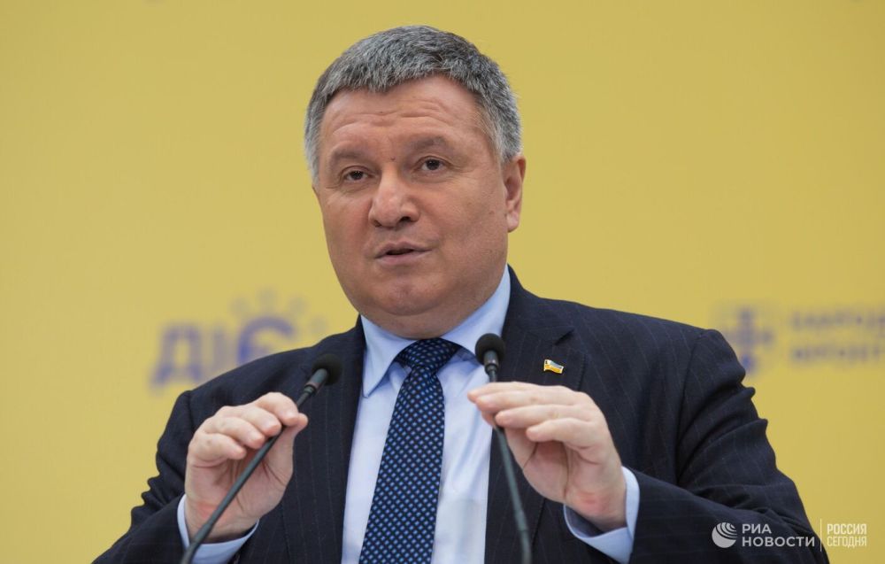 Аваков заявил, что следователи не нашли у него ничего интересного