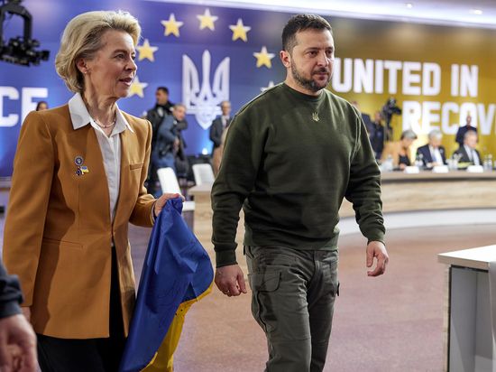 Визит европейских чиновников в Киев назван печальным сигналом для Украины