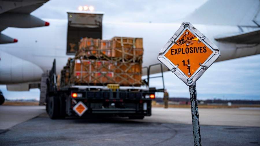 Политик Филиппо призвал остановить поставки Украине из-за коррупции в Киеве