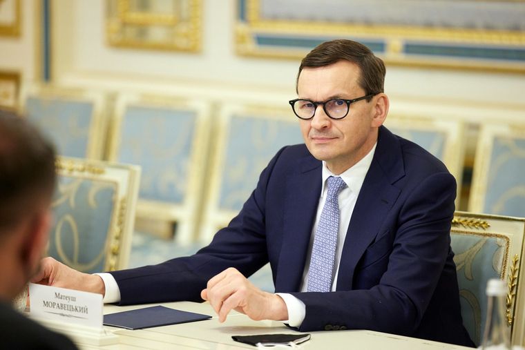 ������ ���������� ���� ��������� � ������� �������� ������� ������������