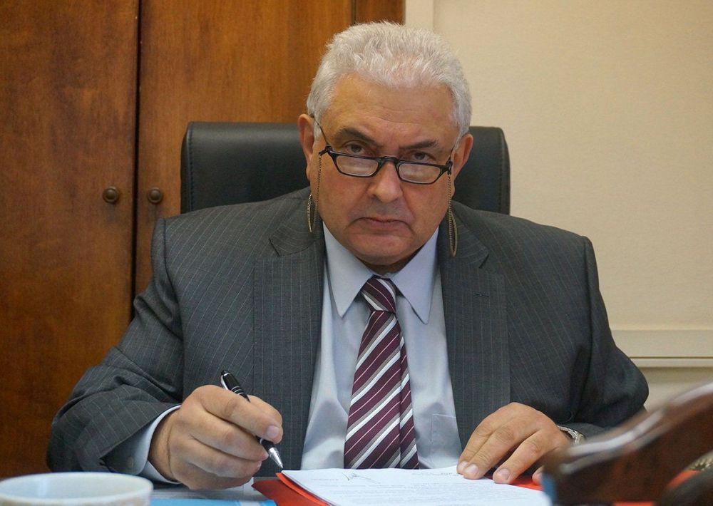 ����� ������ � �������� ���������������� ����� ���������� � ������