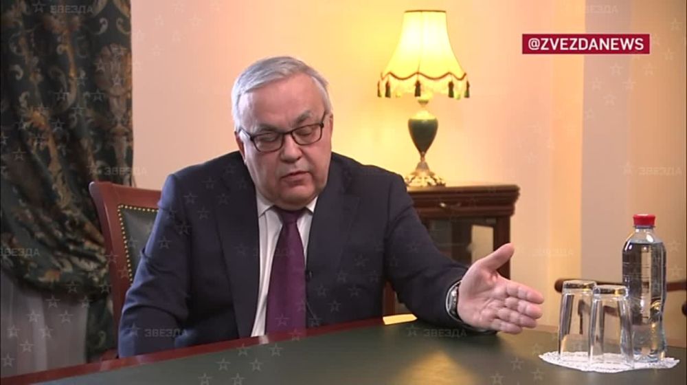 ©©©©©Унизительные просьбы Зеленского о вооружениях опасны не сами по себе, а тем, что Запад их удовлетворяет и постоянно поставляет все новые и новые виды вооружений Киеву