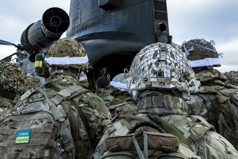 19FortyFive �������� �������� ��������� ������ � �������