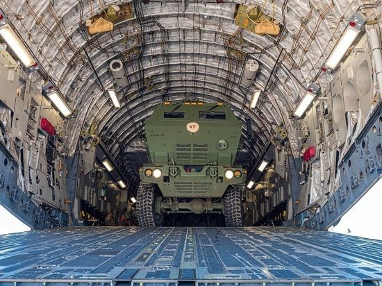 � ��� ������� � ������ �������� ������� 12 ��������� HIMARS