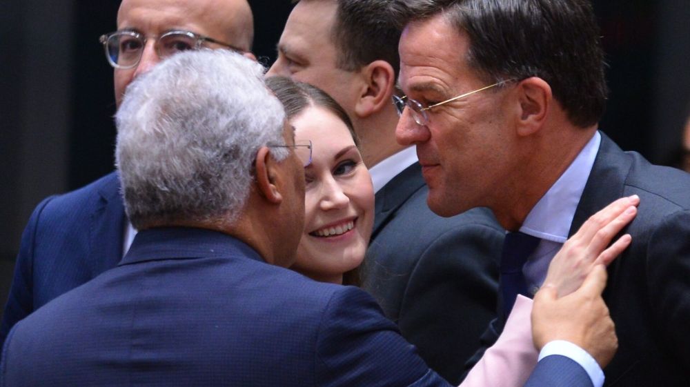 Президент и министр обороны Финляндии опровергли заявление премьера об истребителях для Украины