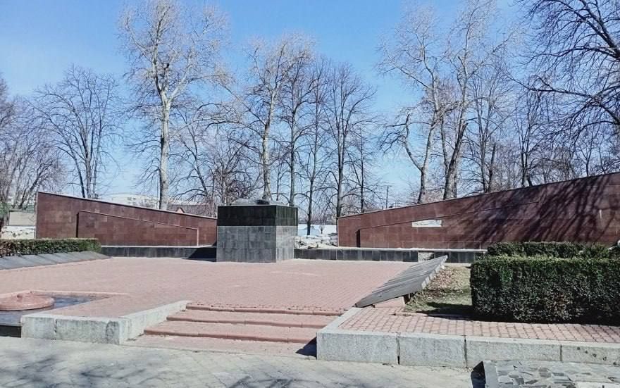 В Борисполе полностью снесут Мемориал Славы