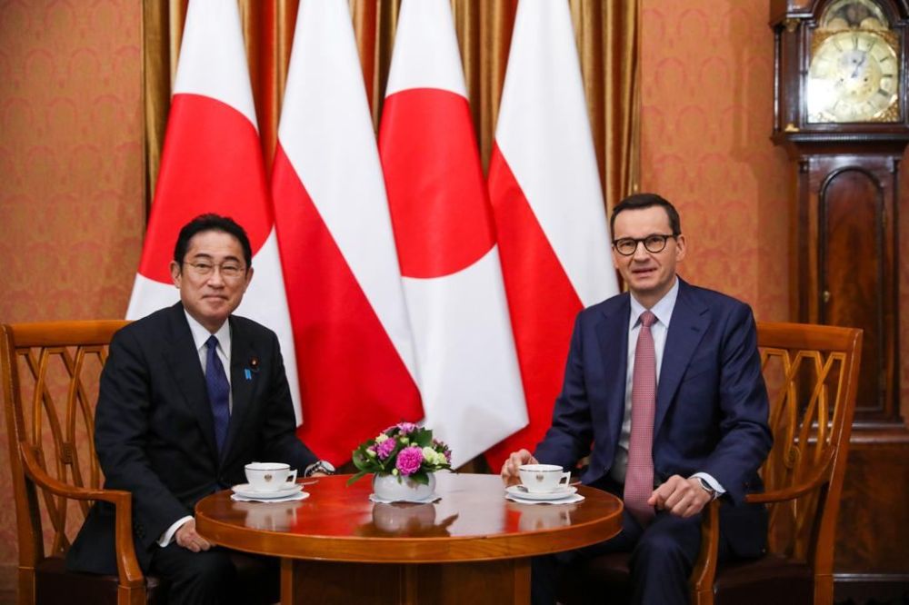 ����� ����� ������ � ���� �������-������� ������ ����� ������ �������� ��������� � �������