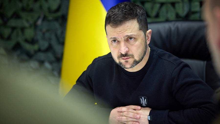 Арестович посчитал необходимым сменить Зеленского