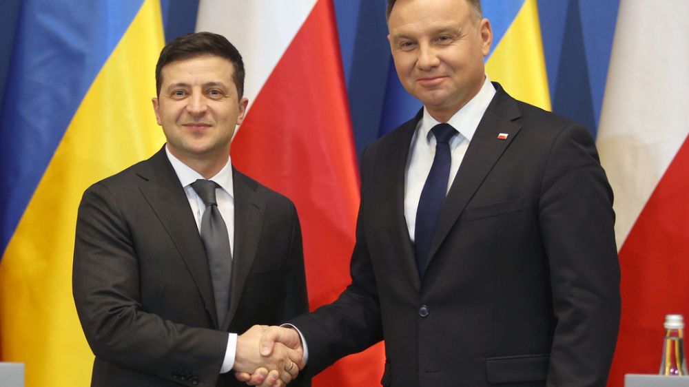 ������� ��������� � �������������� �� �������� ������