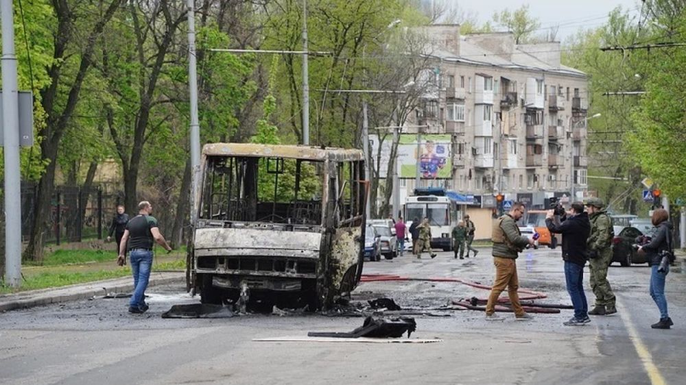 При обстреле ВСУ маршрутки в Киевском районе Донецка погибла первоклассница